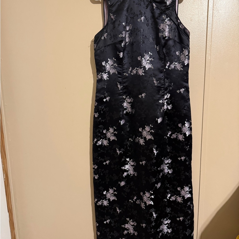 Robbie Bee Black and White Floral Cheongsam Dress